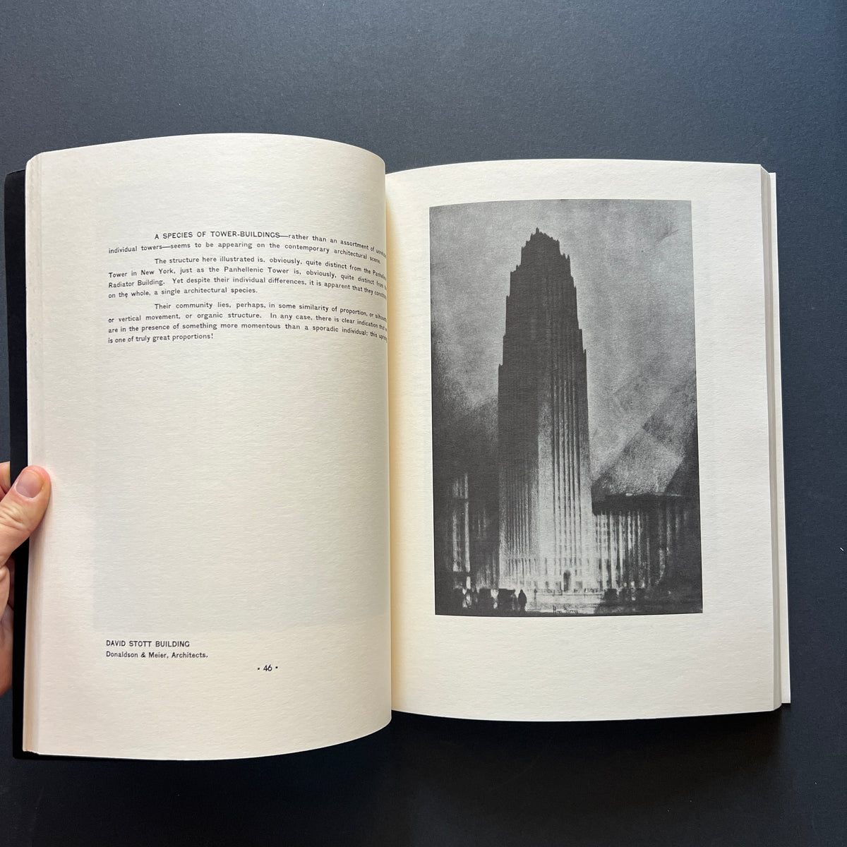 Hugh Ferris, The Metropolis of Tomorrow. 1986 reprint